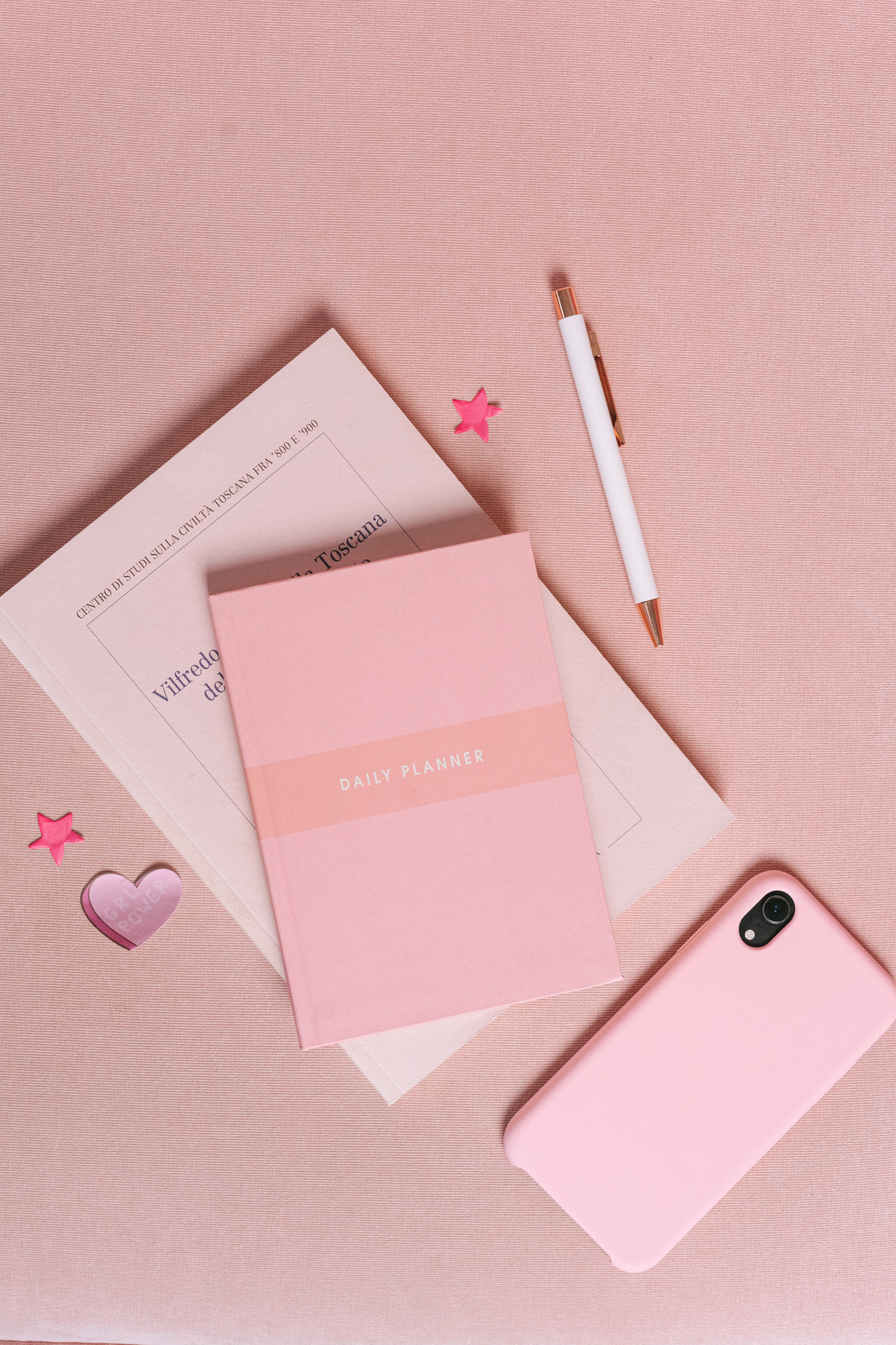 Pink Planner and Smartphone